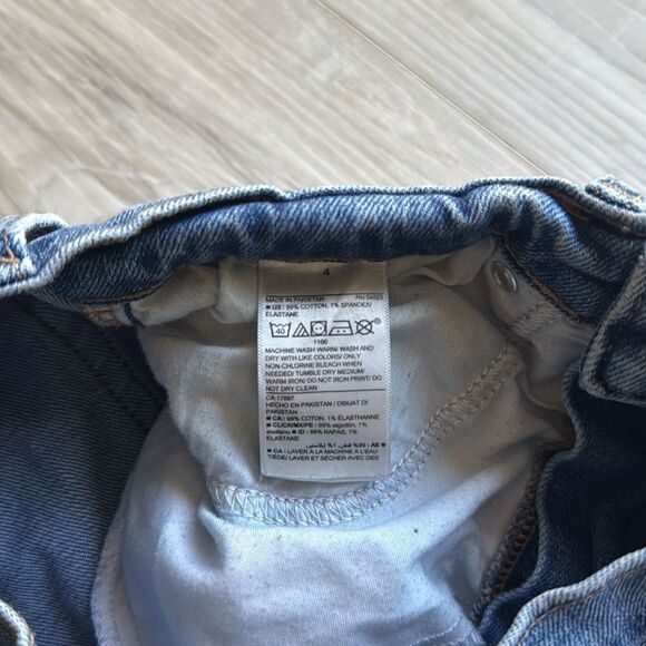 Old Navy Sky Hi Straight Jeans Size 4 - Picture 6 of 6